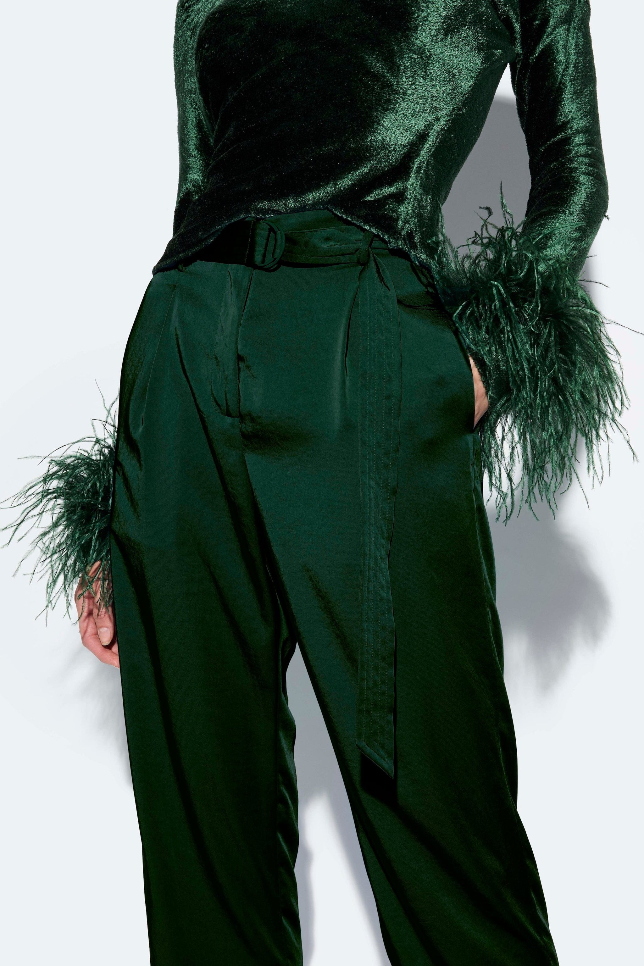 Satin Belted Cropped Pant