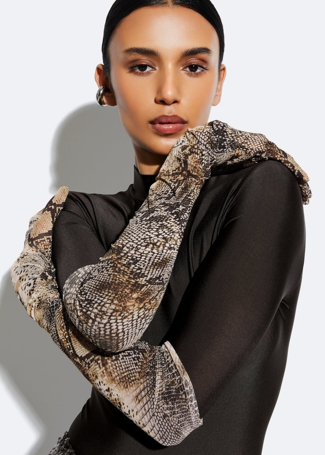 Snake Mesh Gloves