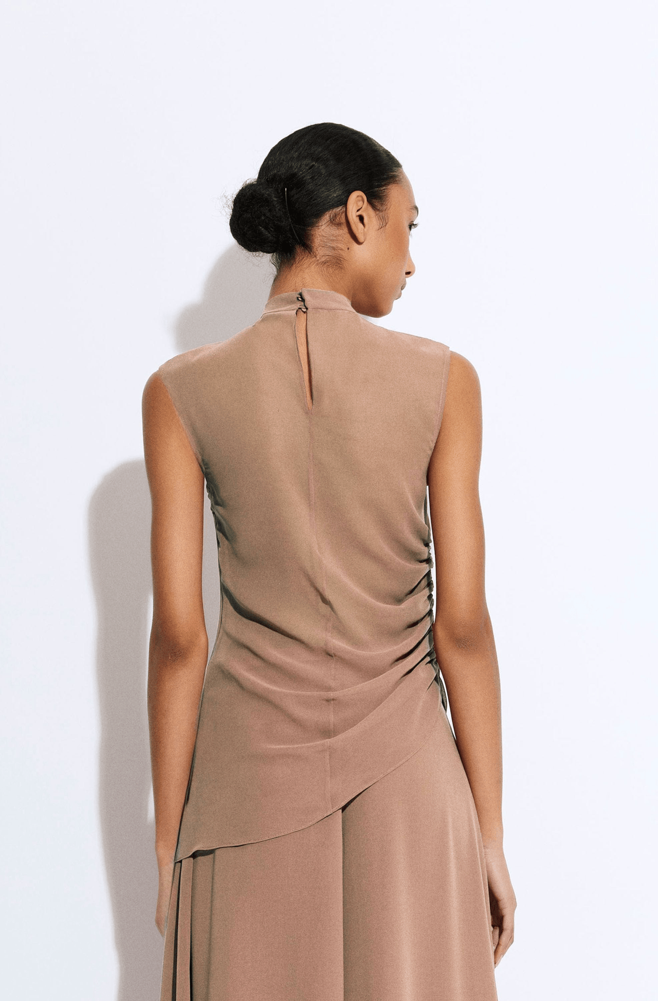 Lightweight Georgette Mock Neck Ruched Top - LAPOINTE