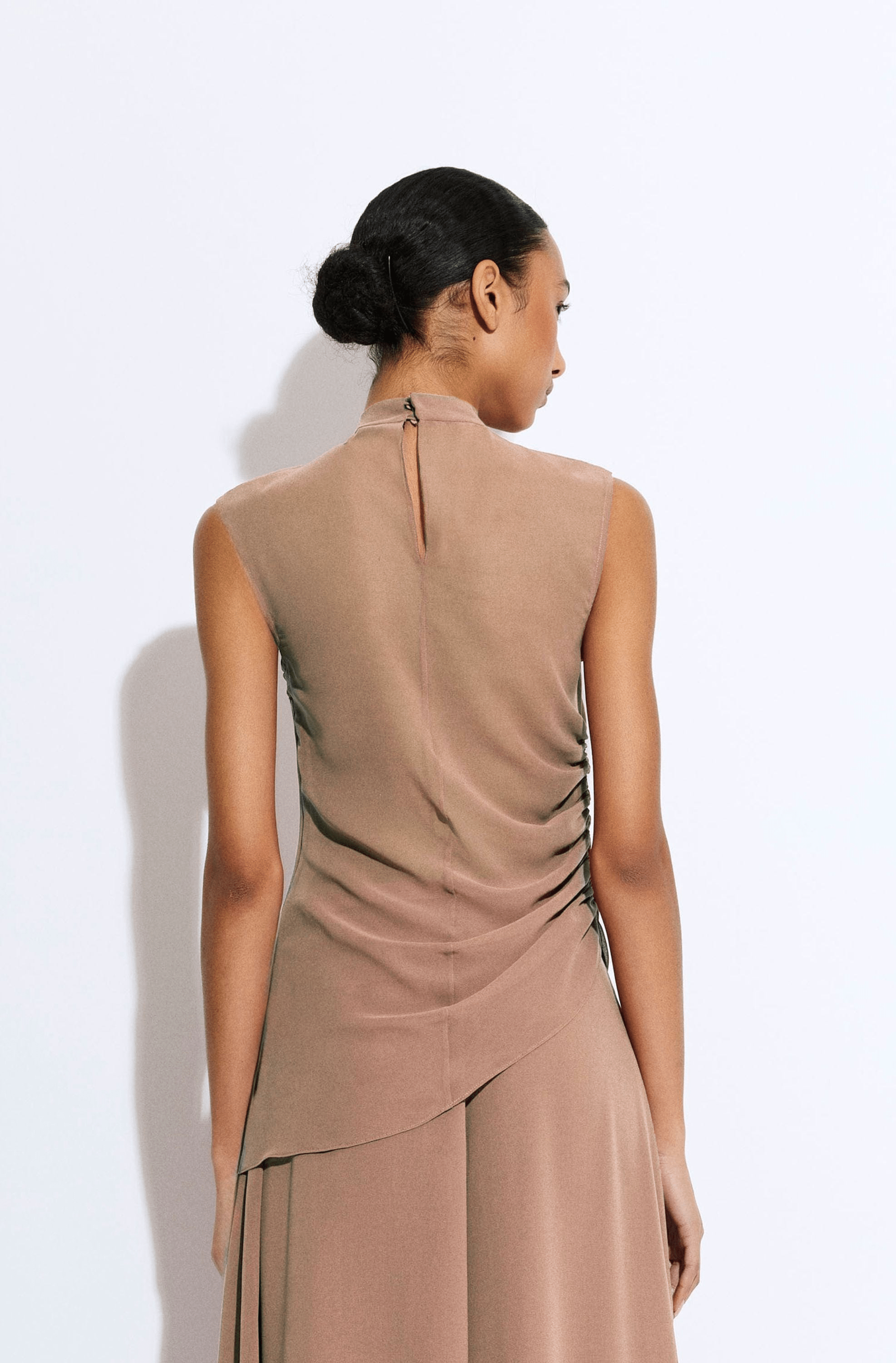 Lightweight Georgette Mock Neck Ruched Top - LAPOINTE