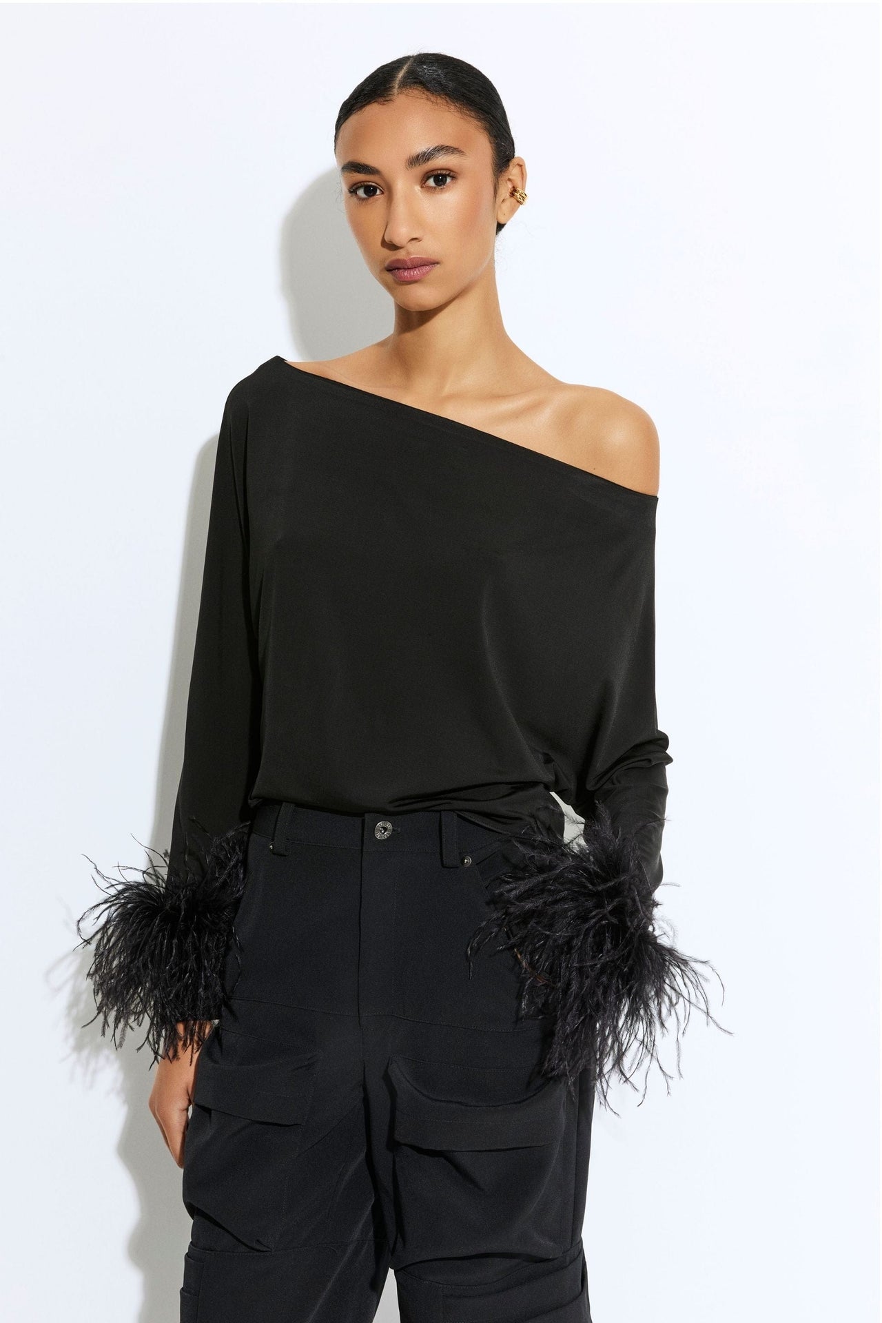 Lightweight Jersey Off The Shoulder Top With Feathers - LAPOINTE