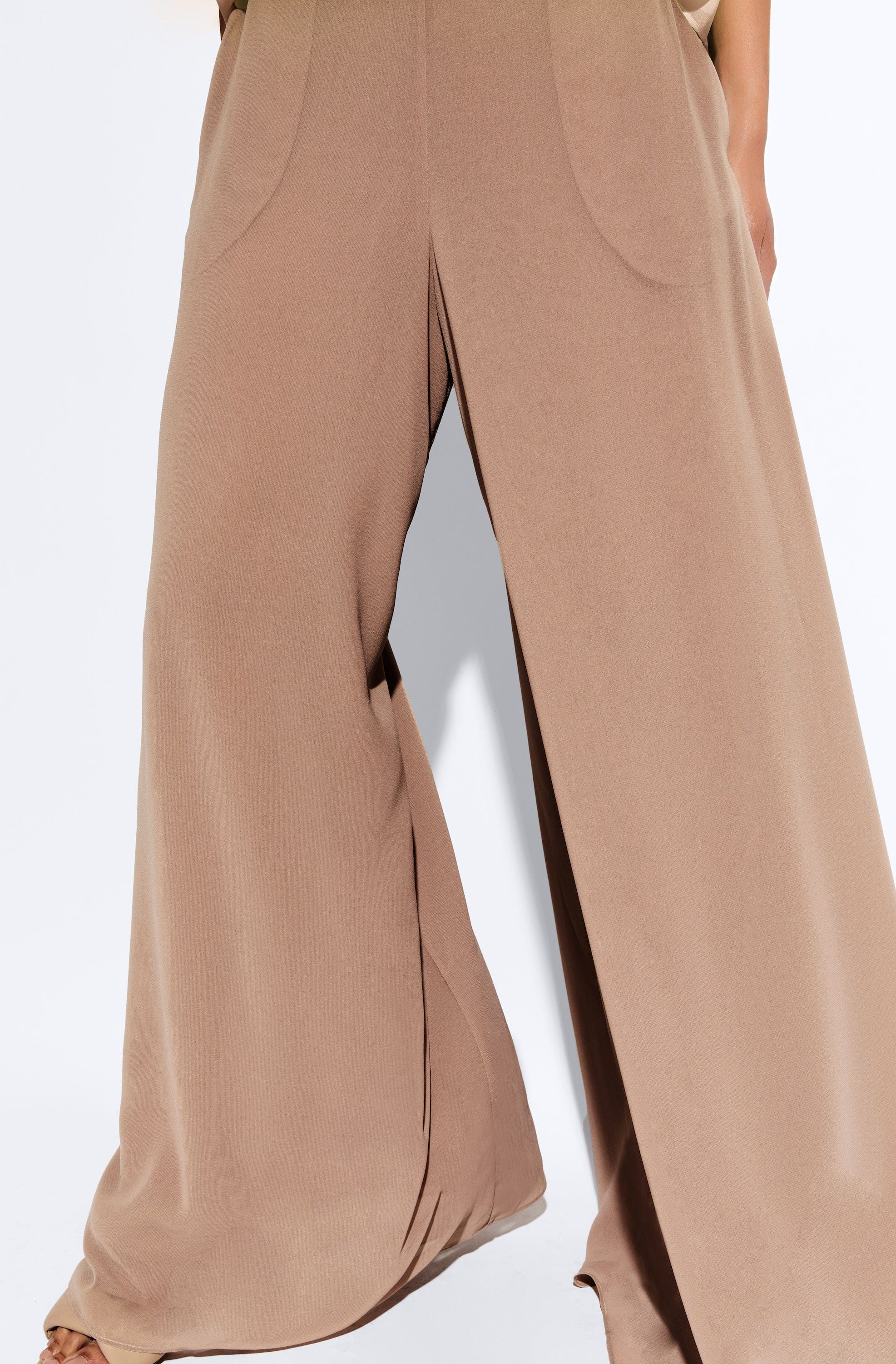 Lightweight Georgette Wide Leg Pant With Pockets - LAPOINTE