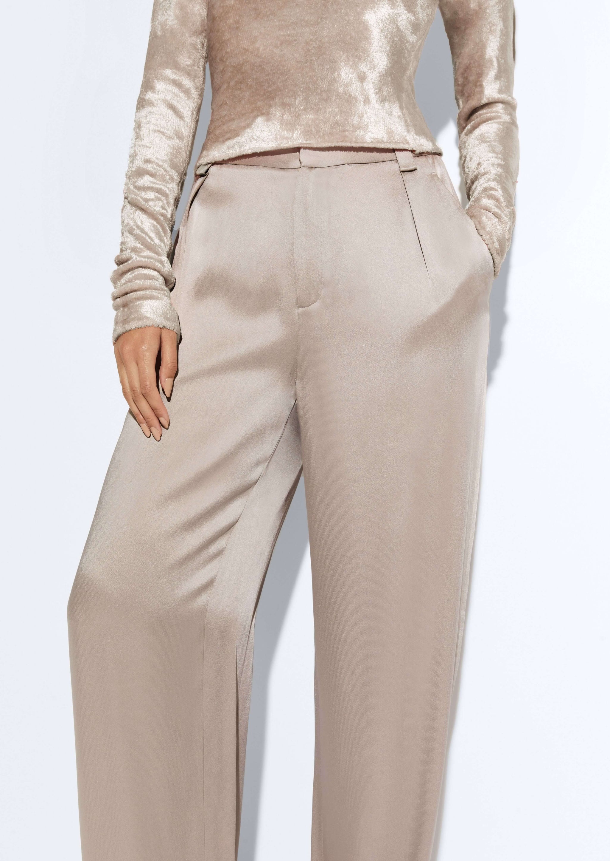 Satin Relaxed Pleated Pant - LAPOINTE