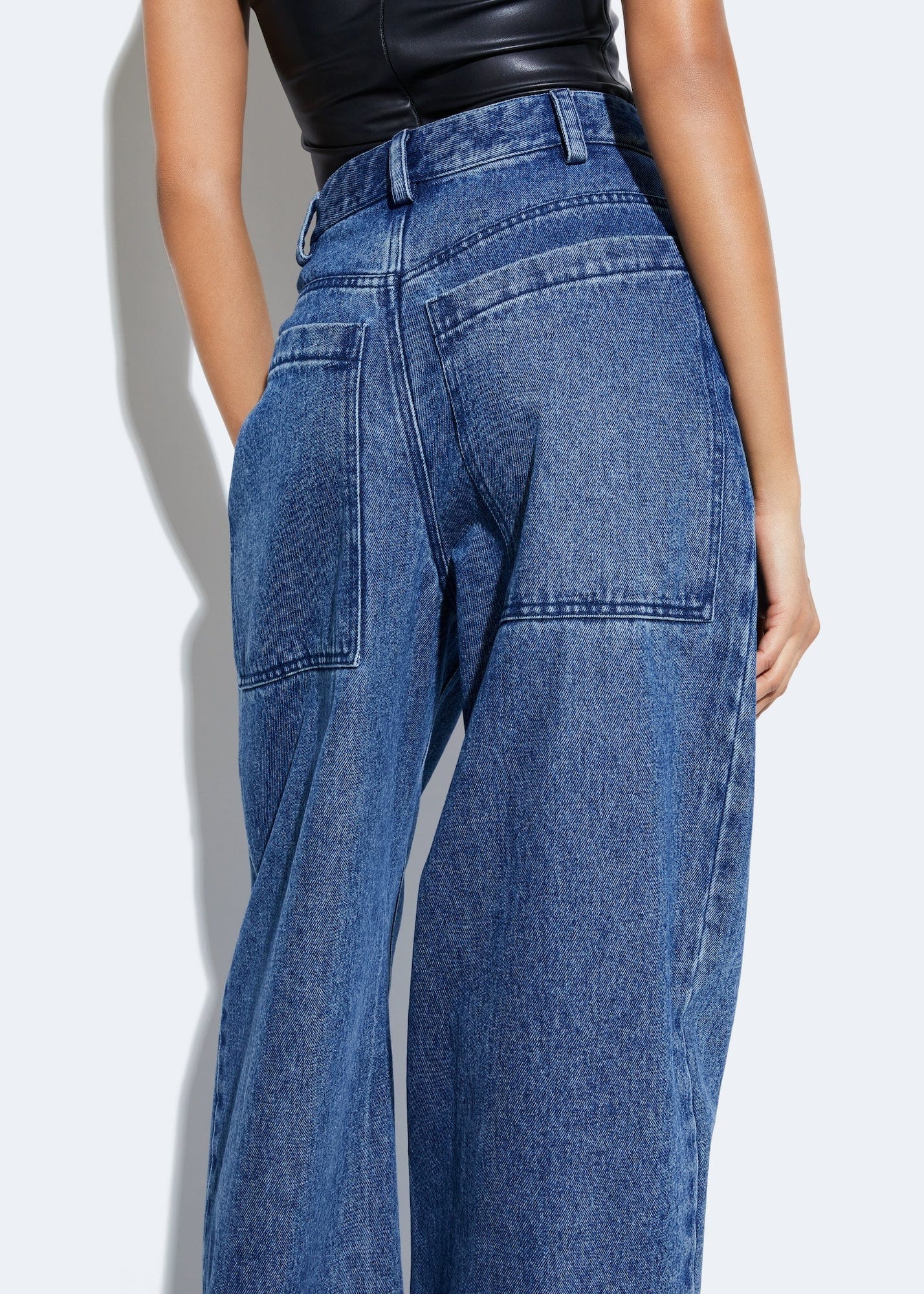 【in a row】Incision Point Wide Denim 0400021306699_CROSSINGSCLEAN?
