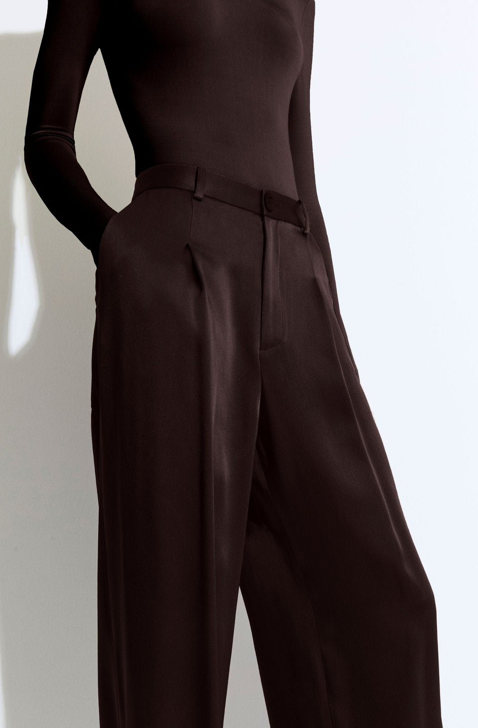 Satin Relaxed Pleated Pant