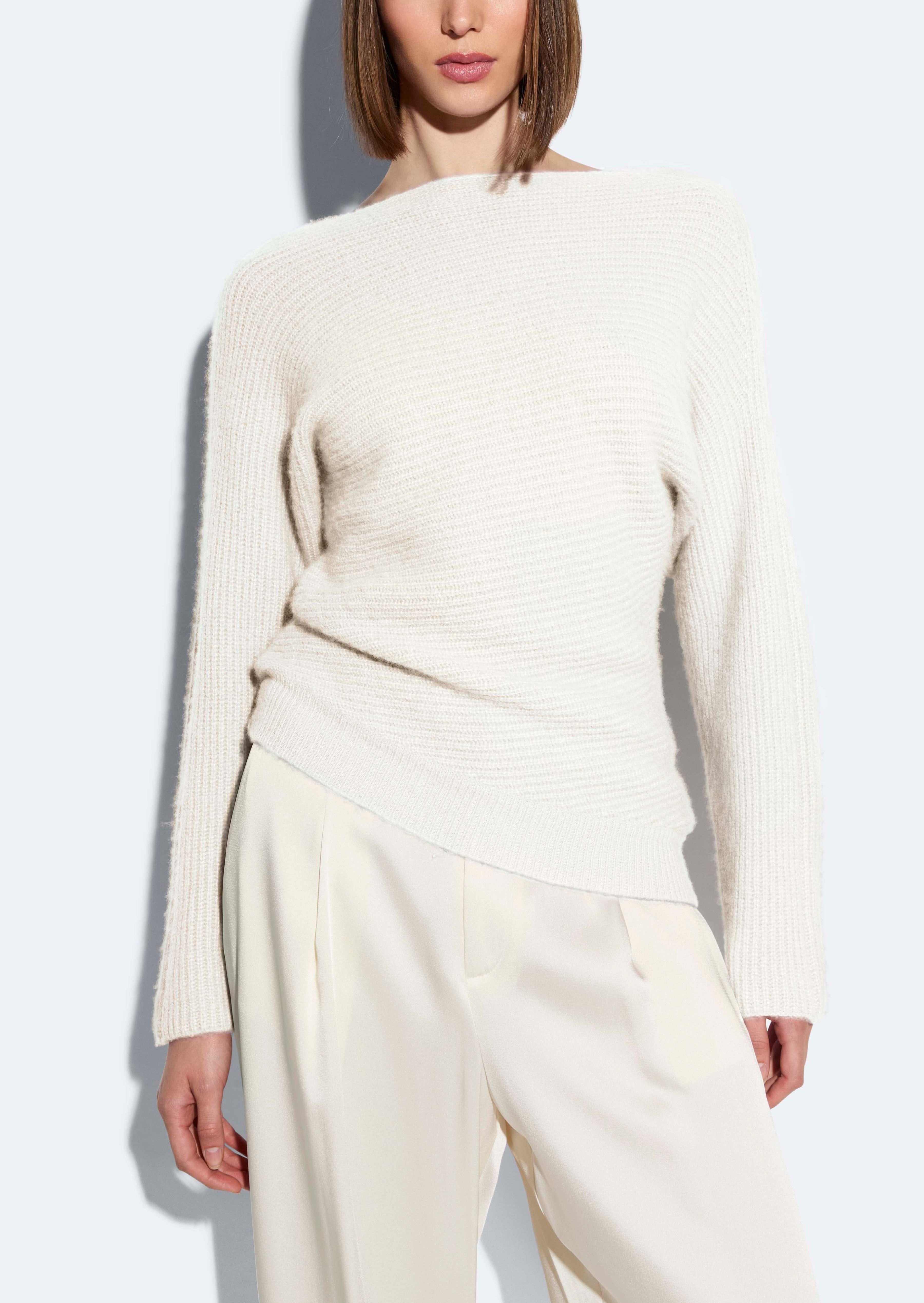 L'Appartement ASYMMETRY KNIT 新品　ホワイト ASYMMETRY KNIT（ニット／セーター）｜L'Appartement（アパルトモン