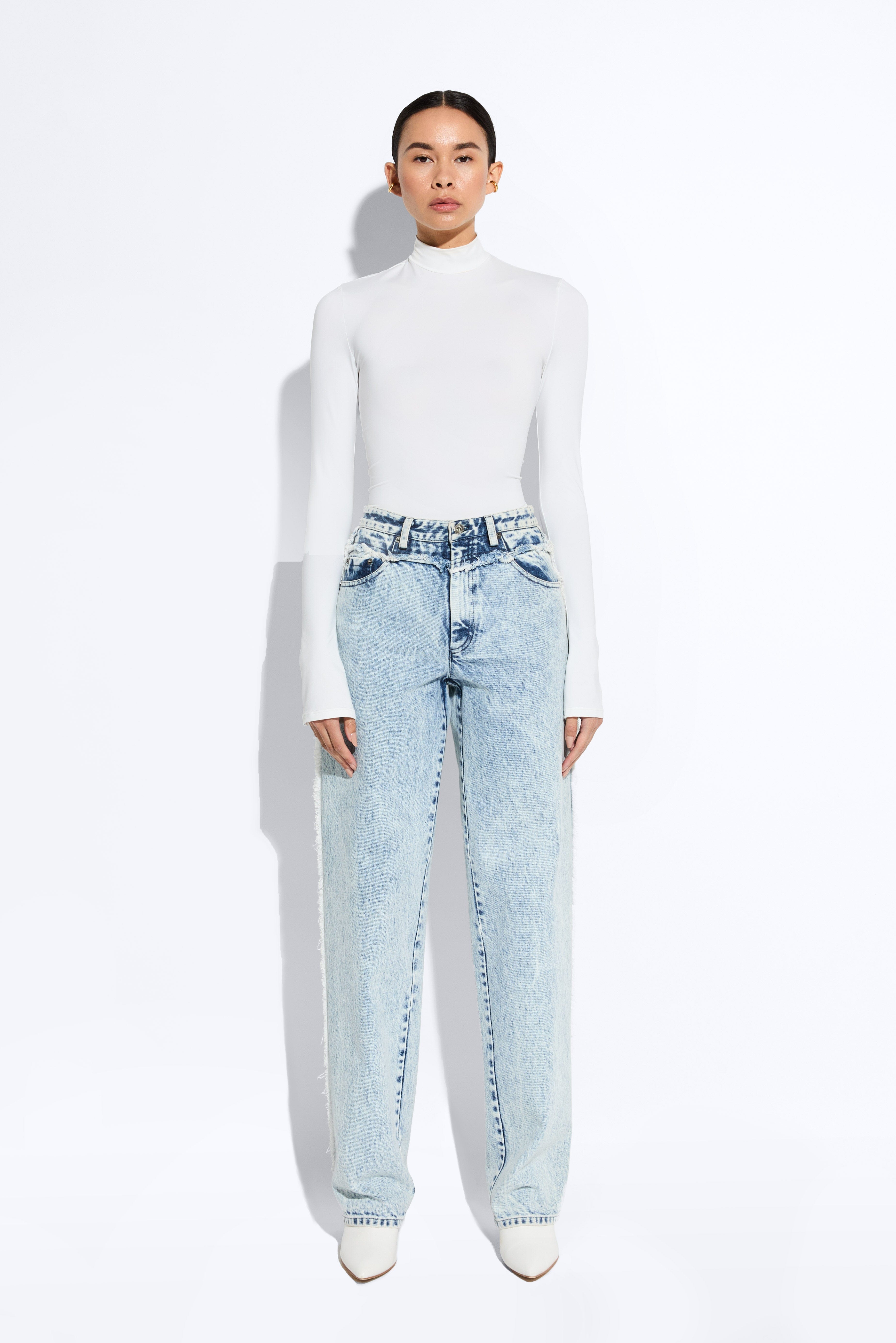 Lightwash Denim Double Seam Pant in Stoned denim Blue | LAPOINTE
