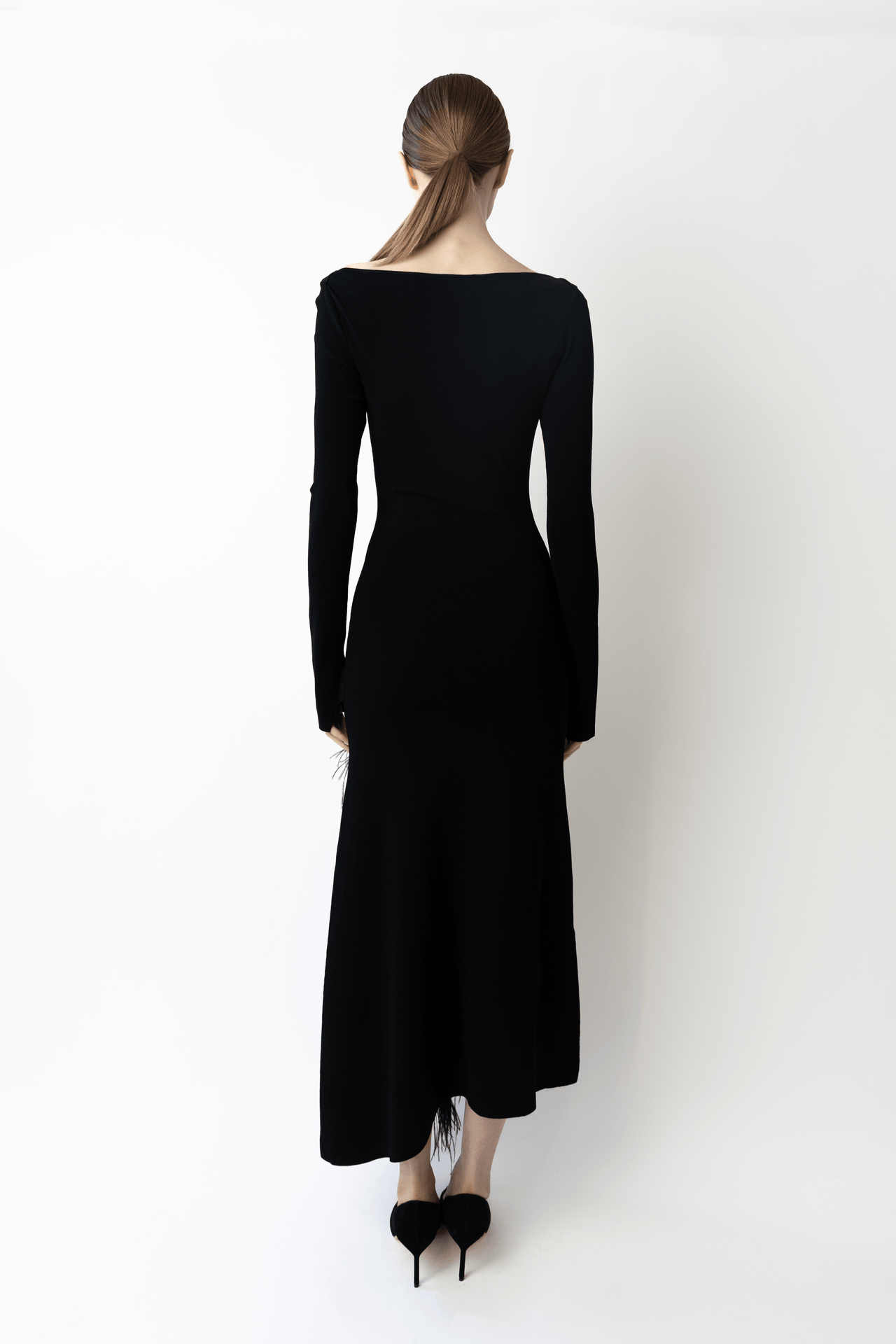 Matte Viscose Boatneck Dress With Feathers
