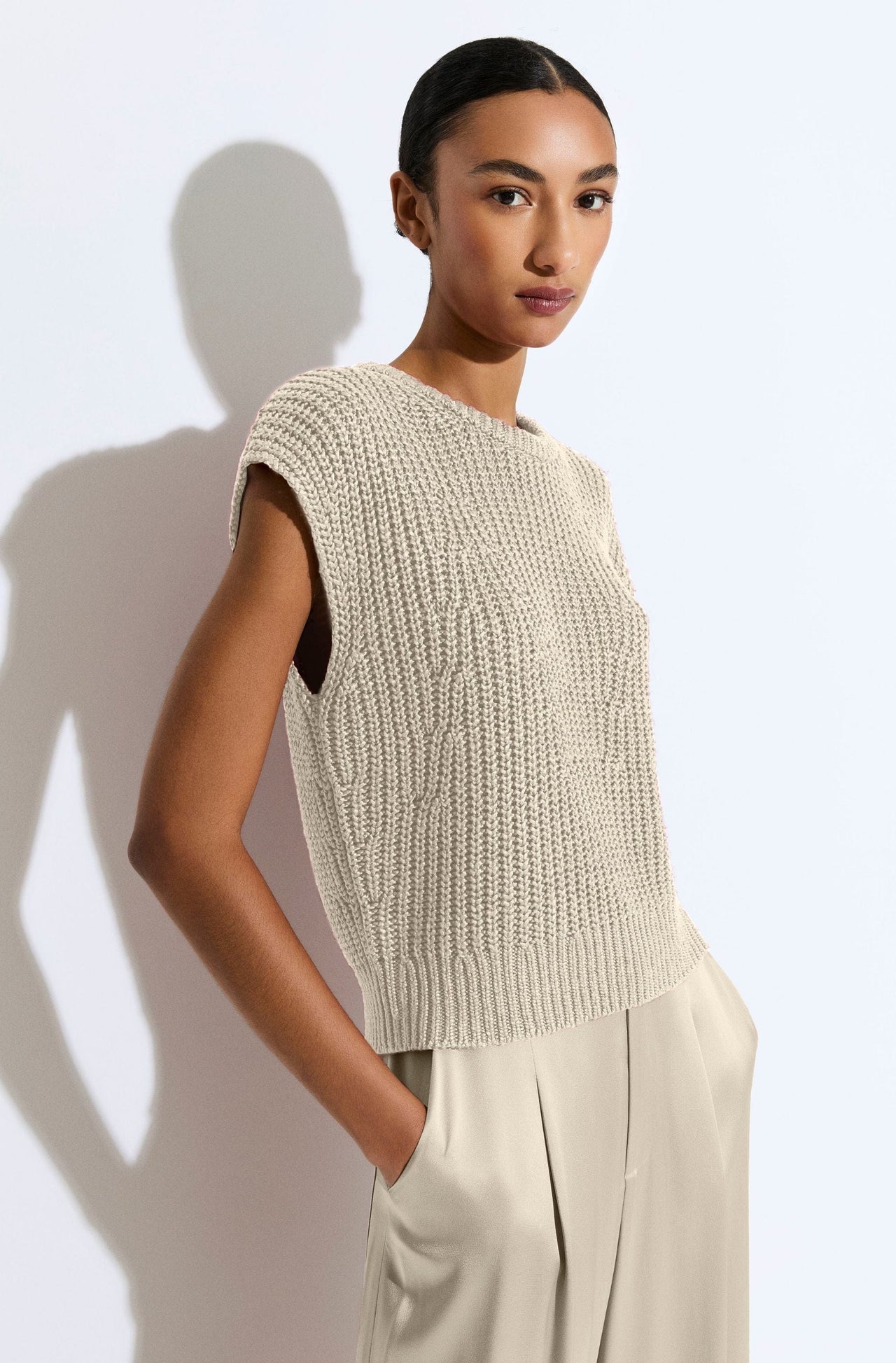 Silk Yarn Sleeveless Crop Sweater - LAPOINTE