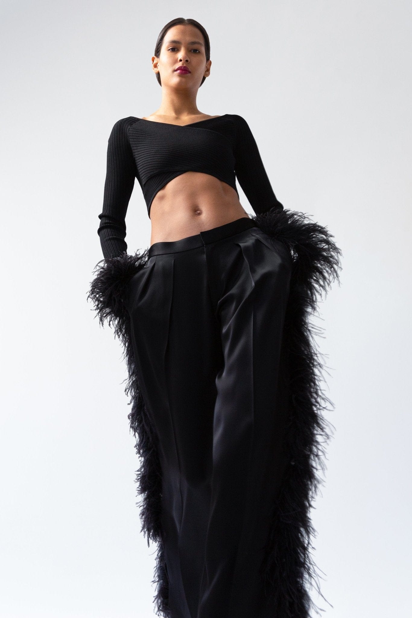 LOW WAISTED TROUSER WITH FEATHERS - LAPOINTE