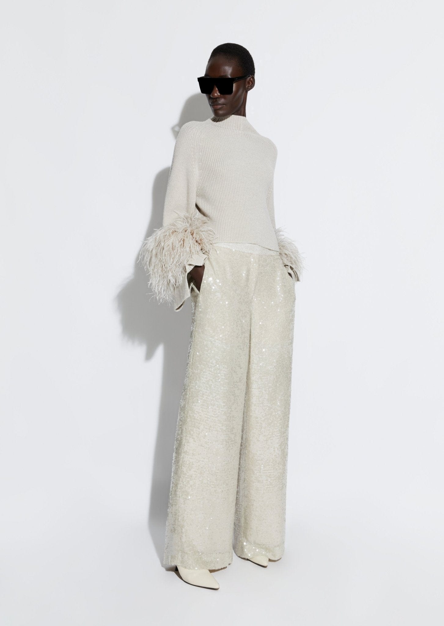 Wool Cropped Raglan Sweater With Feathers in Melange gray Gray